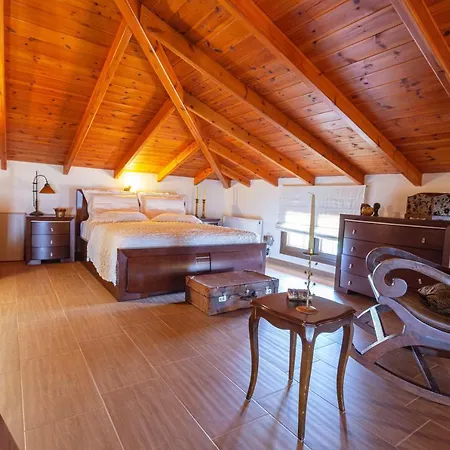 Alcedo Villa Apartment