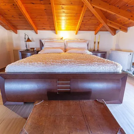 Alcedo Villa Apartment *